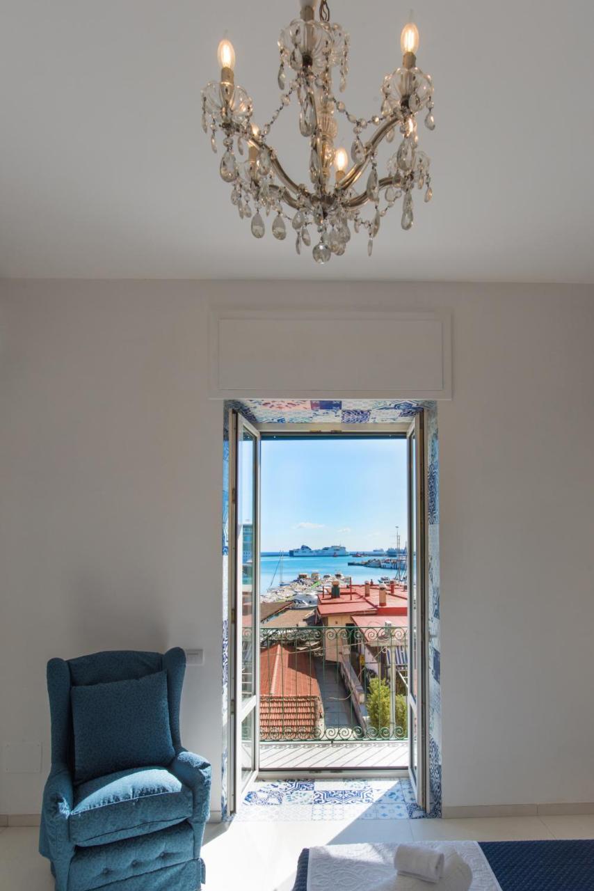 Relais Mareluna - Luxury Apartments Salernes Extérieur photo